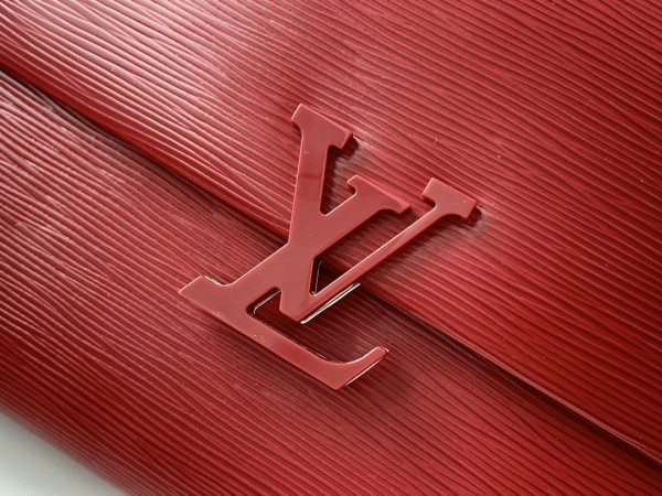 l**is V*t*n grenelle pm