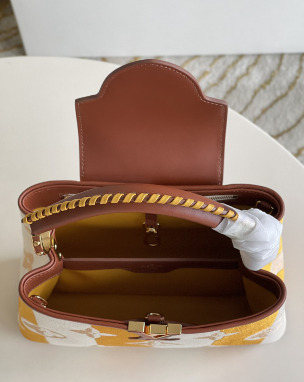 l**is V*t*n capucines bb