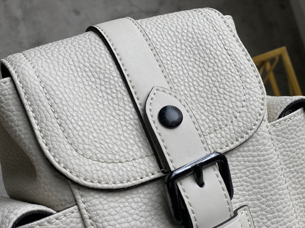 l**is V*t*n christopher xs