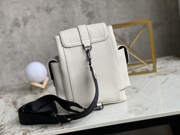 l**is V*t*n christopher xs