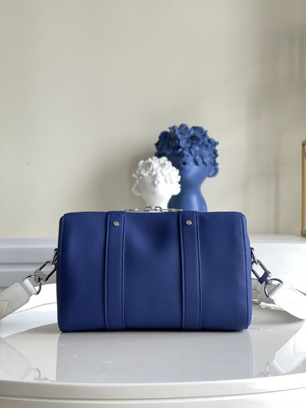 l**is V*t*n city keepall