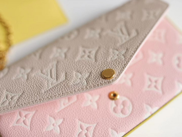 l**is V*t*n pochette fÉlicie