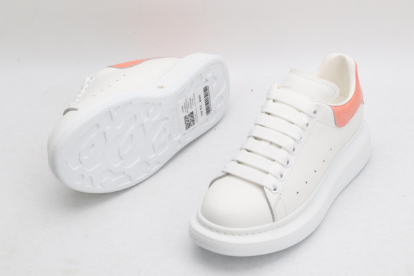 ALEXANDER MCQUEEN Oversized Sneaker