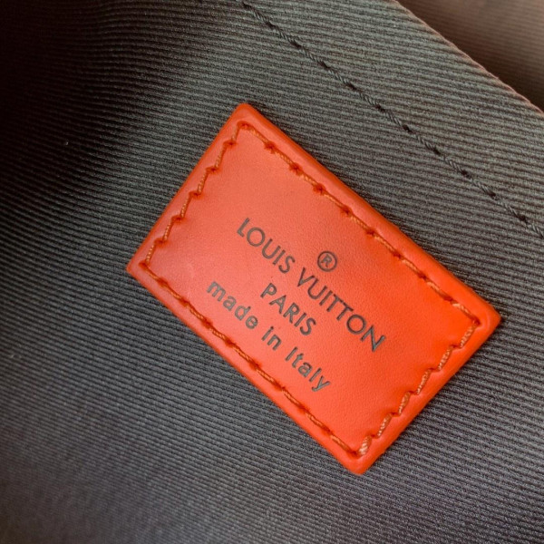 l**is V*t*n backpack