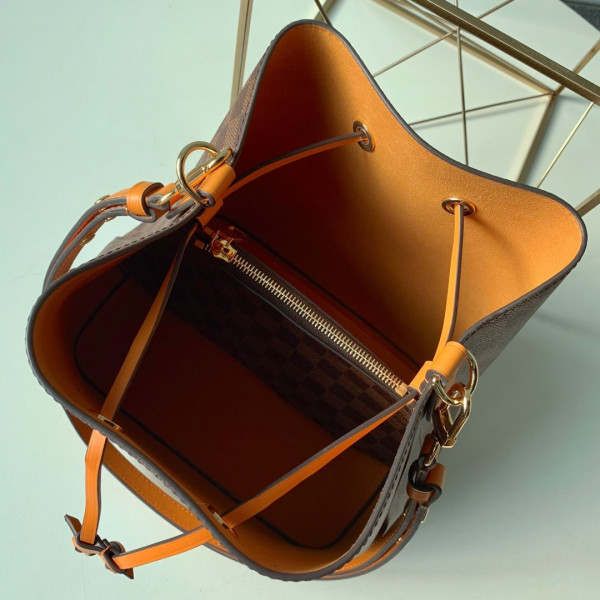 l**is V*t*n nÉonoÉ