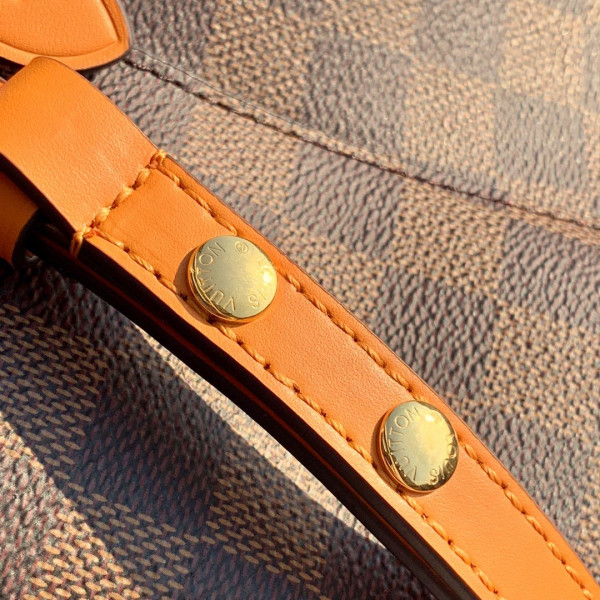 l**is V*t*n nÉonoÉ