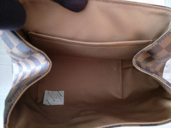 l**is V*t*n backpack clapton