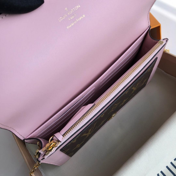 l**is V*t*n flore chain wallet