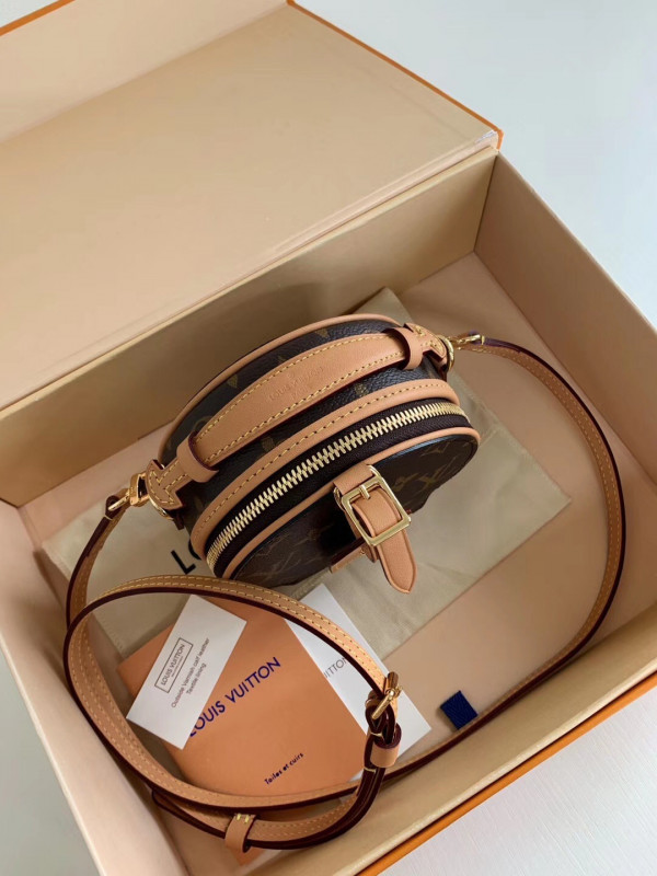 l**is V*t*n mini boite chapeau