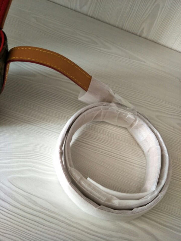 l**is V*t*n sperone bb