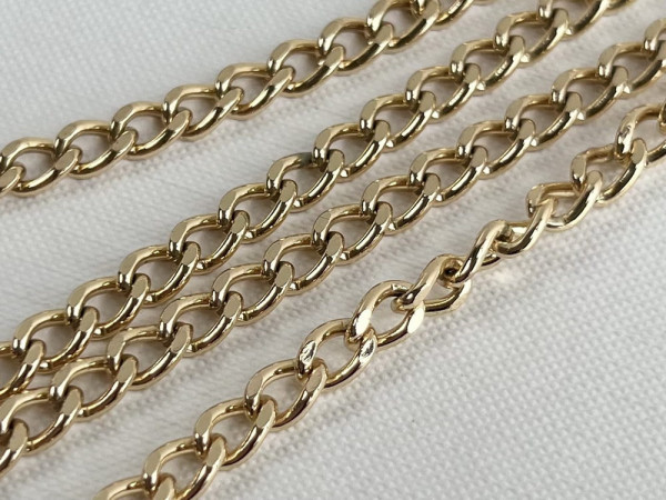 Ce**e clutch with chain in triomphe canvas