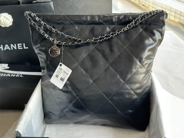 CL LARGE 22 HANDBAG