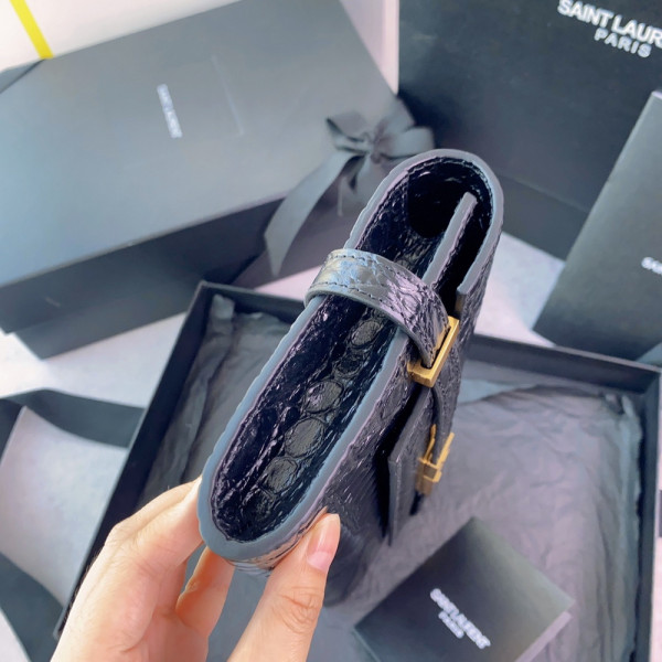 YSL MANHATTAN CLUTCH IN CROCODILE-EMBOSSED LEATHER