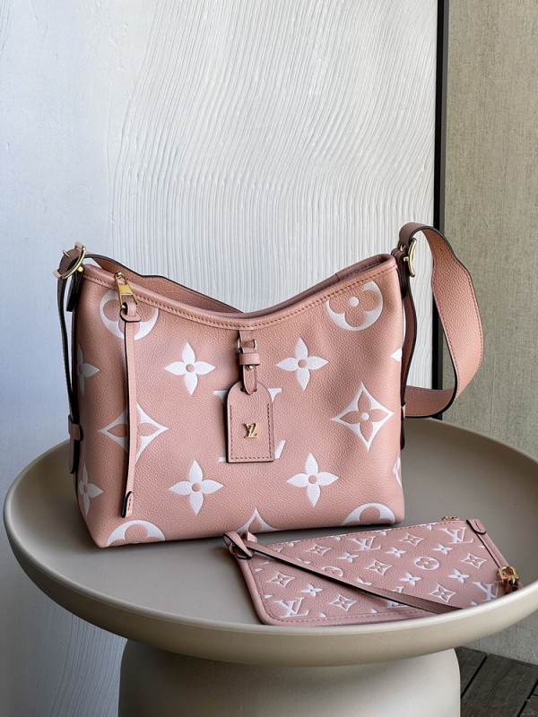 l**is V*t*n carryall pm