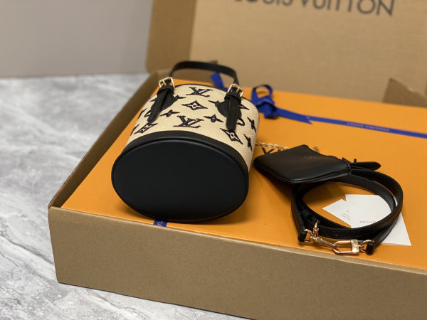 l**is V*t*n nano bucket