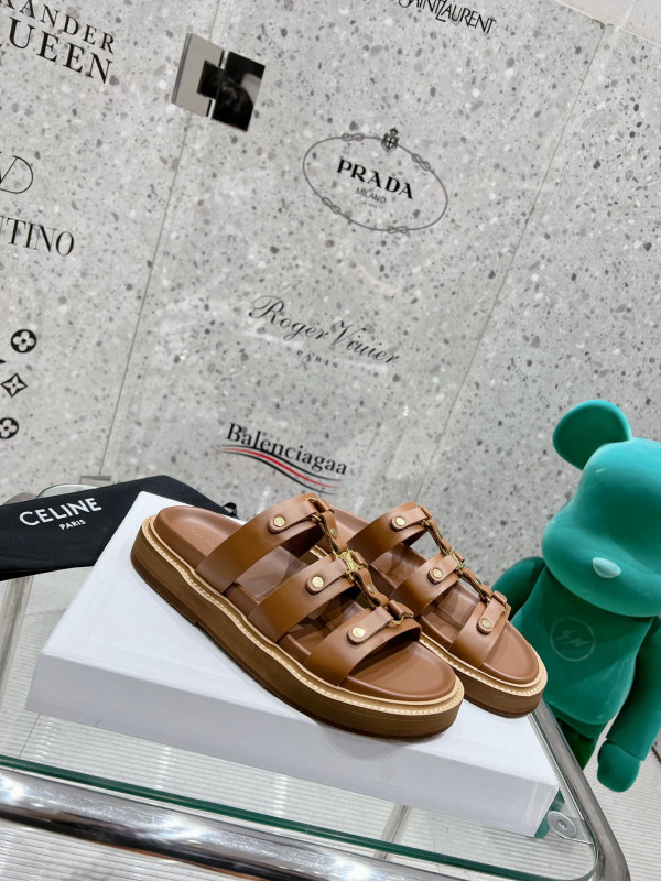 Ce**e slides tippi in calfskin