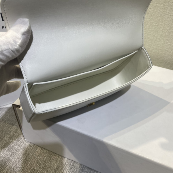 Ce**e chain shoulder bag triomphe