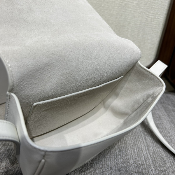 Ce**e teen besace triomphe