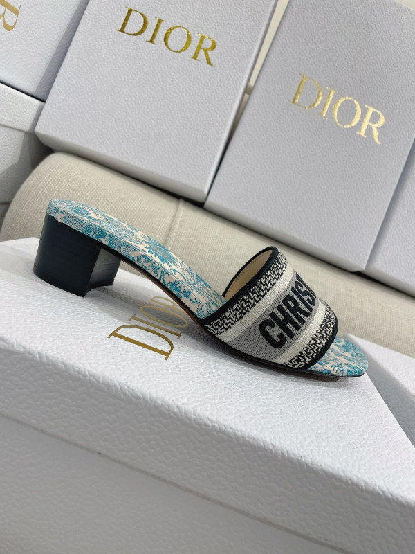 D*or dway heeled slide