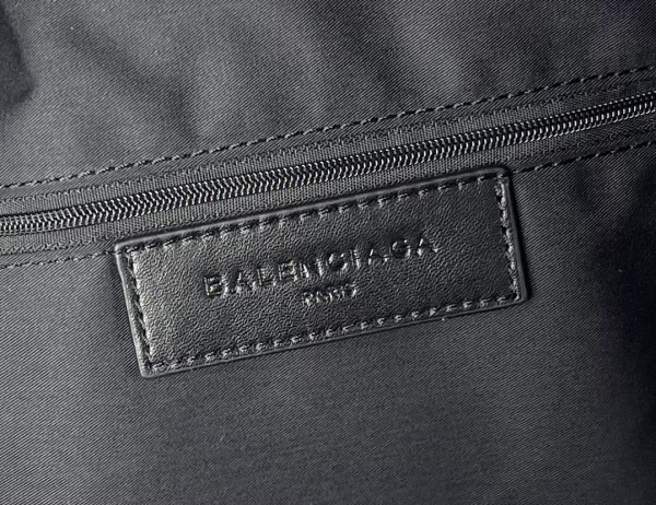 Ba*len*cia*ga backpack