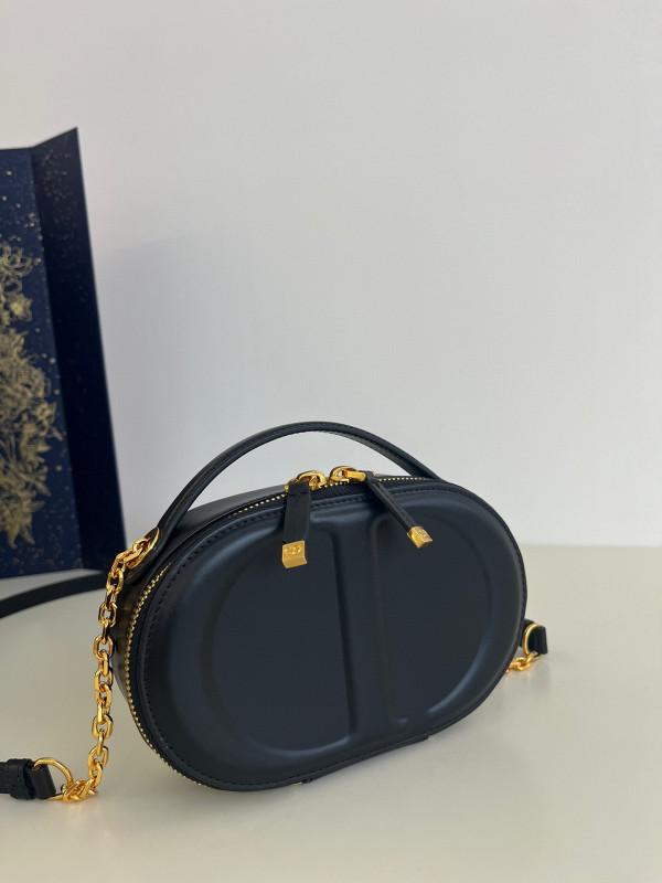 D*or cd signature oval camera bag