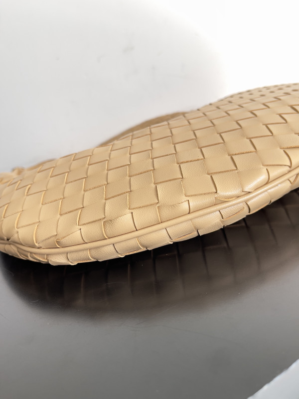 Bo*te*ga ve*ne*ta buddy