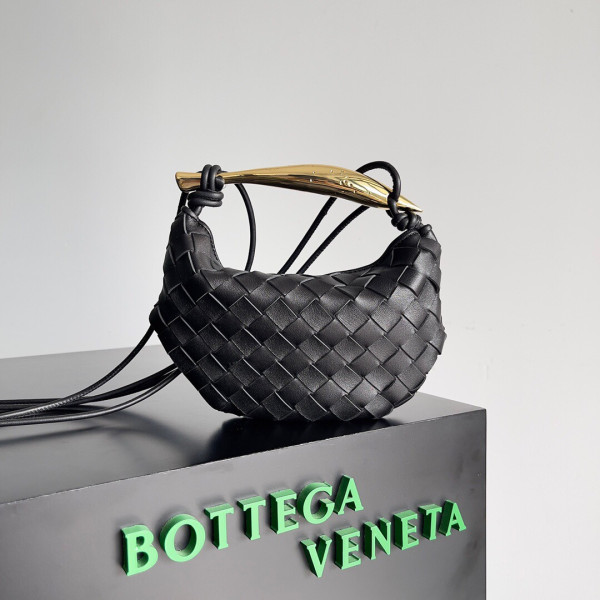 Bo*te*ga ve*ne*ta mini sardine top handle bag