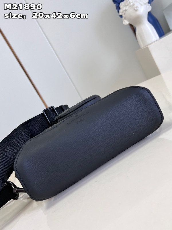 l**is V*t*n duo slingbag