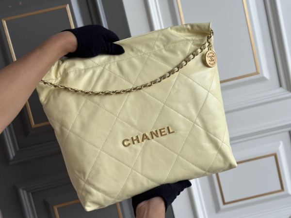 CL 22 HANDBAG