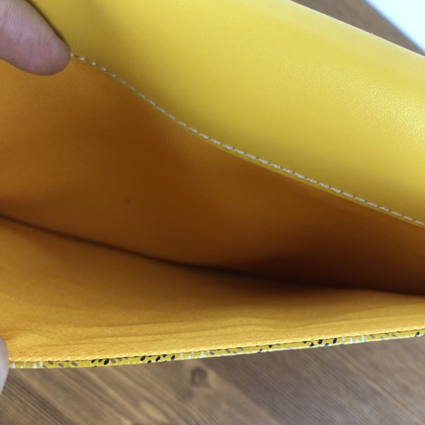 Go*ard commando envelope clutch