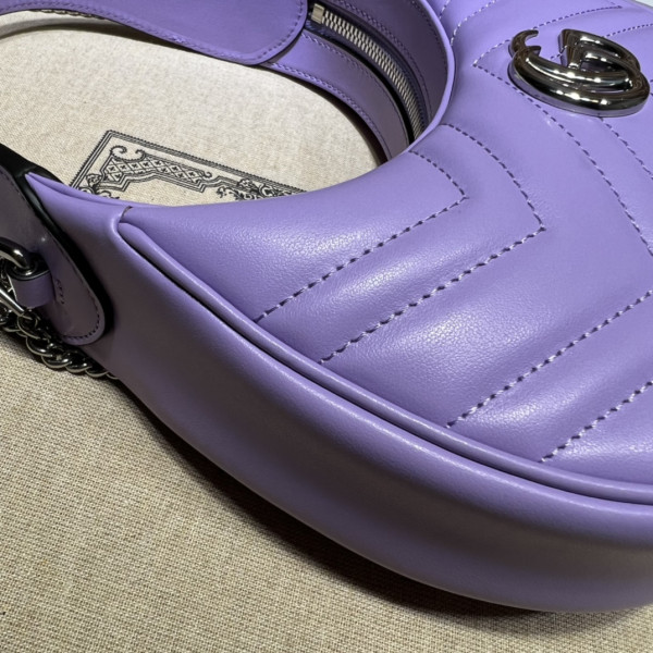 G*u*i gg marmont half-moon-shaped mini bag