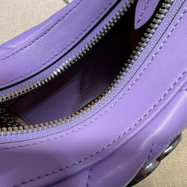 G*u*i gg marmont half-moon-shaped mini bag