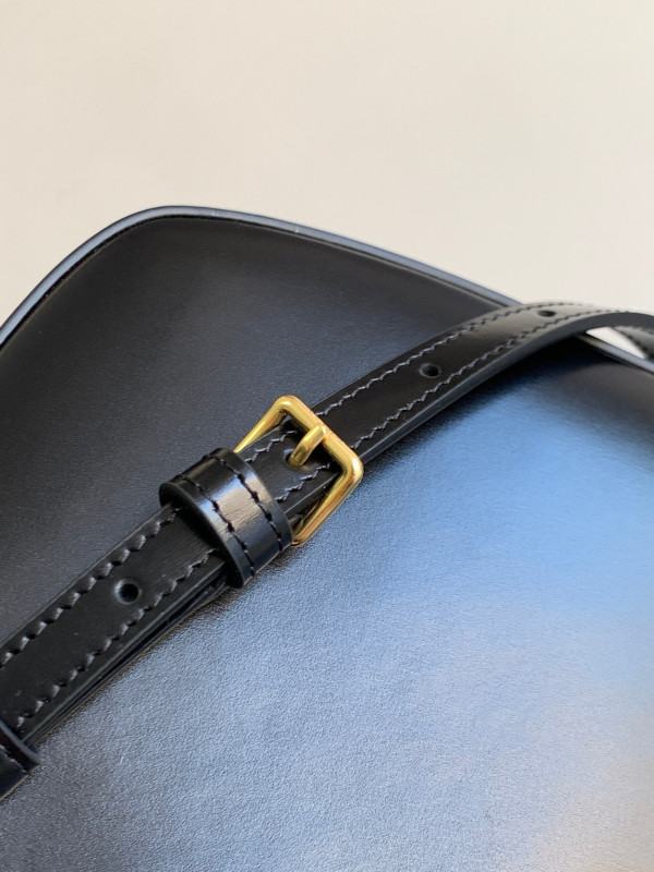 Ce**e medium croque bag