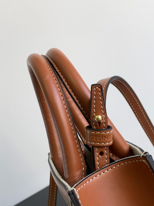 Ce**e mini vertical cabas