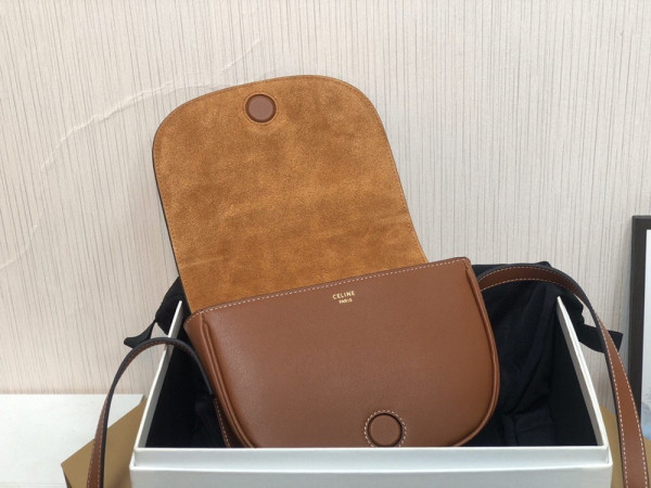 Ce**e folco cuir triomphe