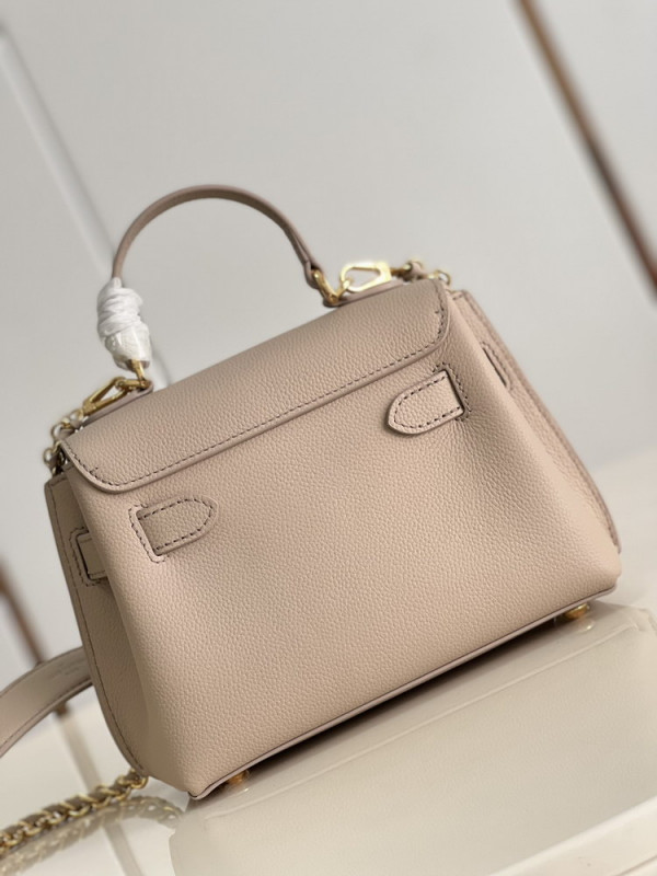 l**is V*t*n lockme ever mini