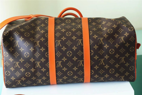 l**is V*t*n keepall bandouliÈre 50