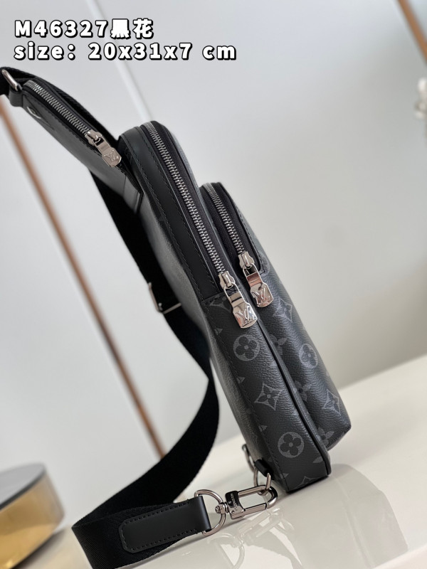 l**is V*t*n avenue slingbag nm