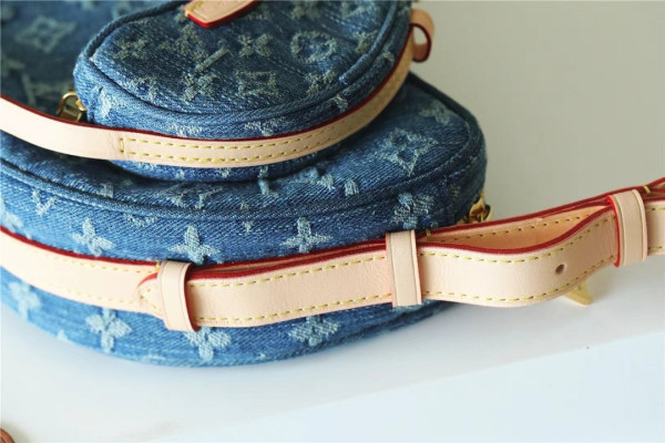 l**is V*t*n croissant mm