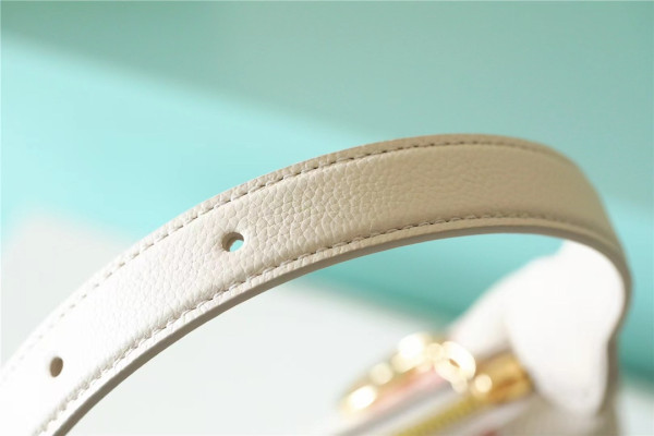 l**is V*t*n mini moon