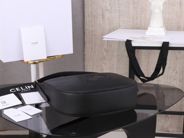 ce**e heloise cuir triomphe bag in S*pple calfskin