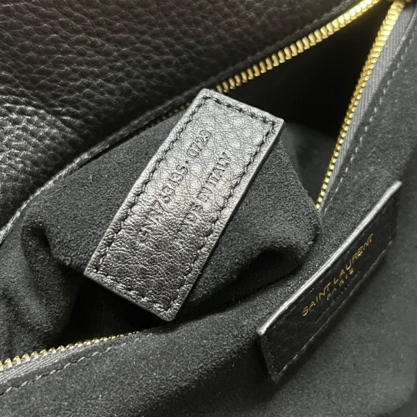YSL BEA IN GRAINED LEATHER