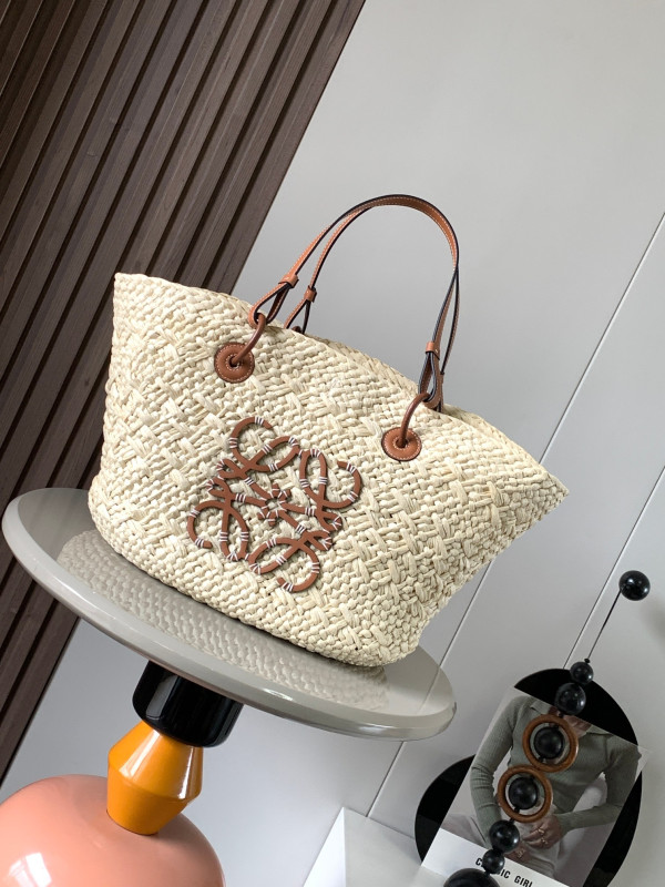LOEWE Medium Anagram Basket bag