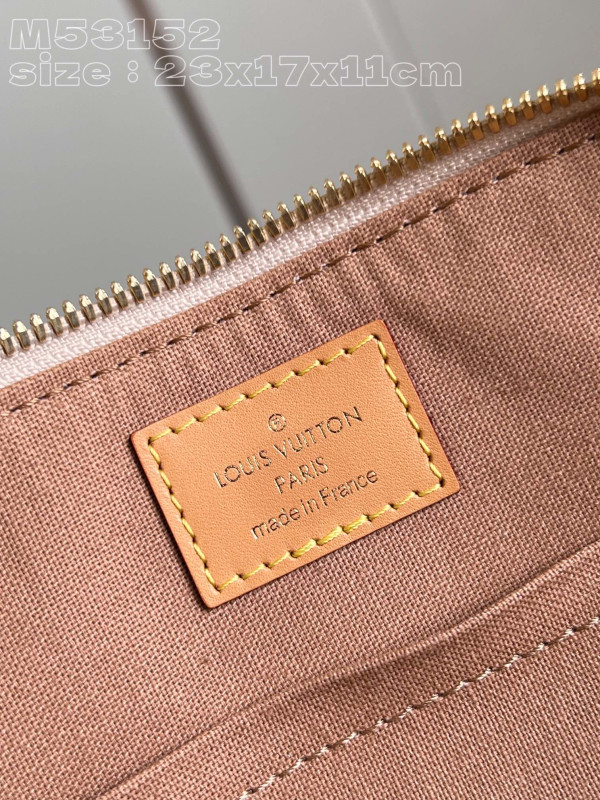 l**is V*t*n alma bb-23.5*17.5*11.5cm