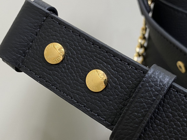 l**is V*t*n lock and walk - 20 x 20.5 x 12cm