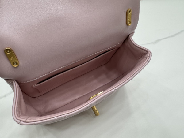 CL MINI FLAP BAG-12.5x17x5cm