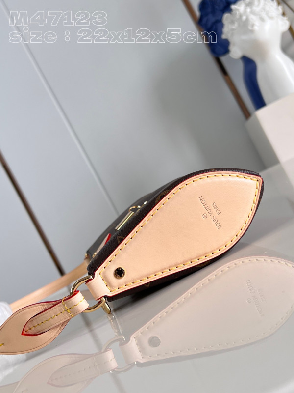 l**is V*t*n pochette tirette - 22 x 12 x5.5cm