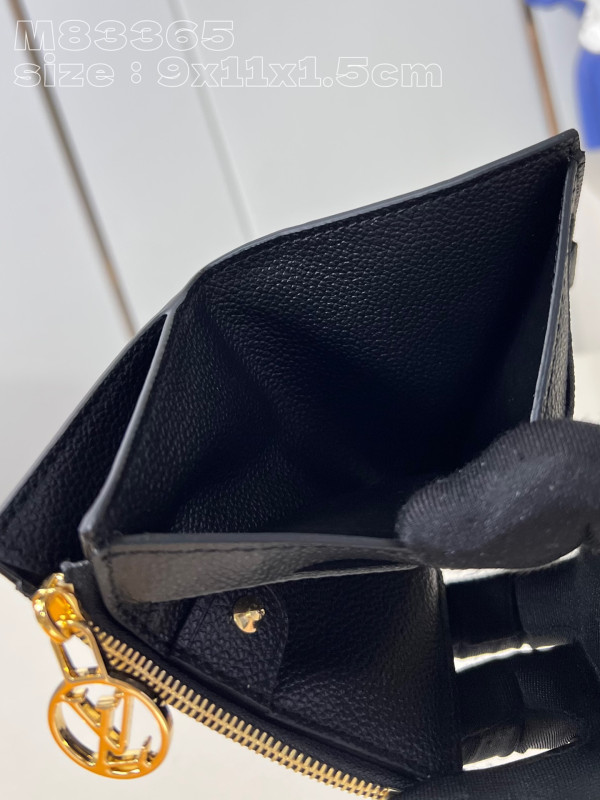 l**is V*t*n lisa wallet - 9*11.5*1.5cm