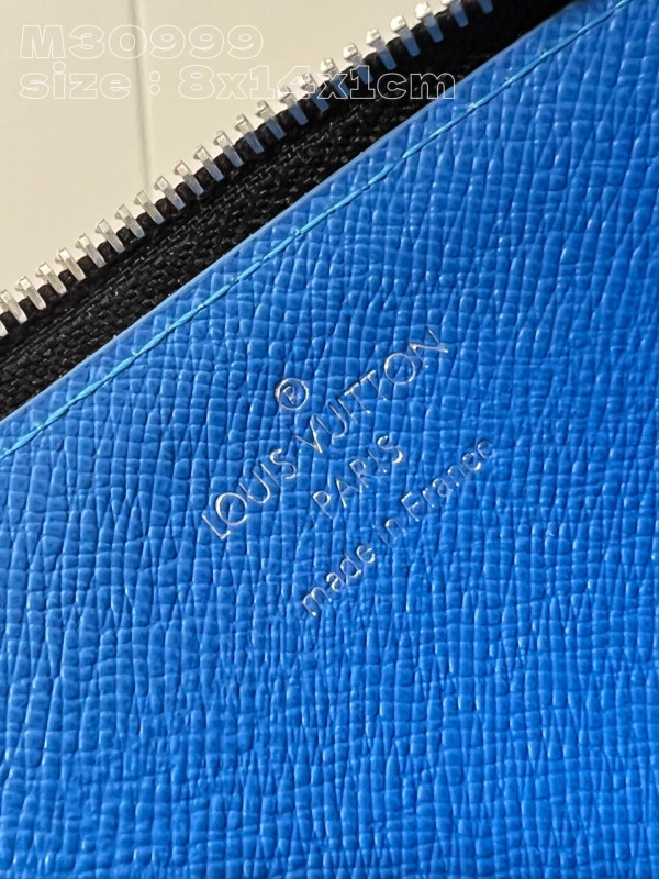 l**is V*t*n coin card holder-8*14.5*1cm