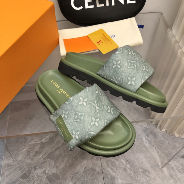 l**is V*t*n pool pillow comfort mule